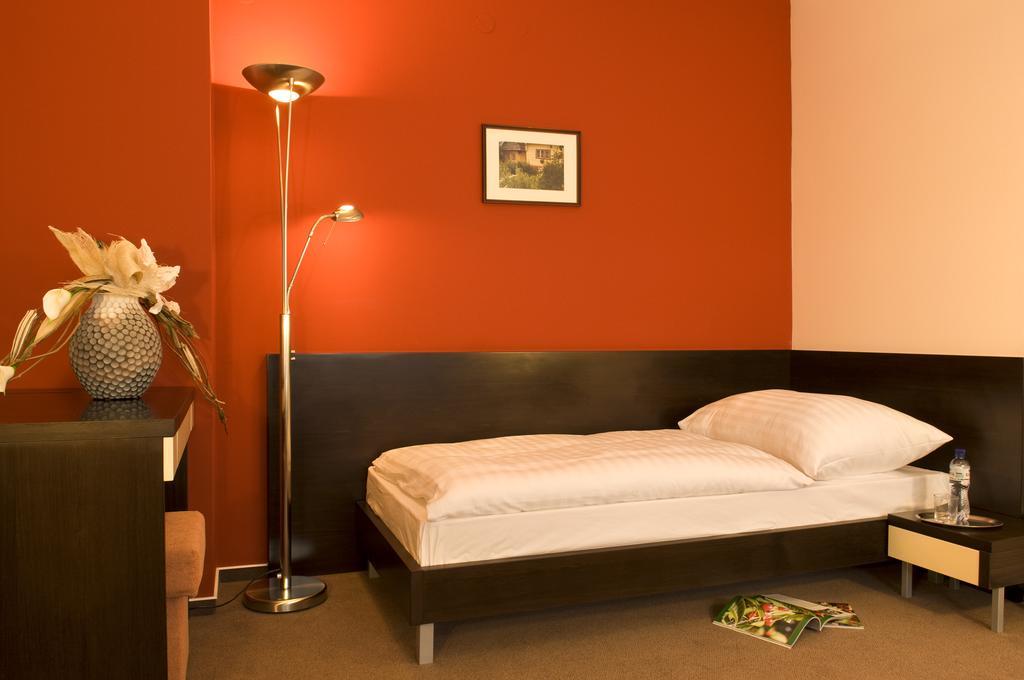 Franko Hotel Zólyom Kültér fotó