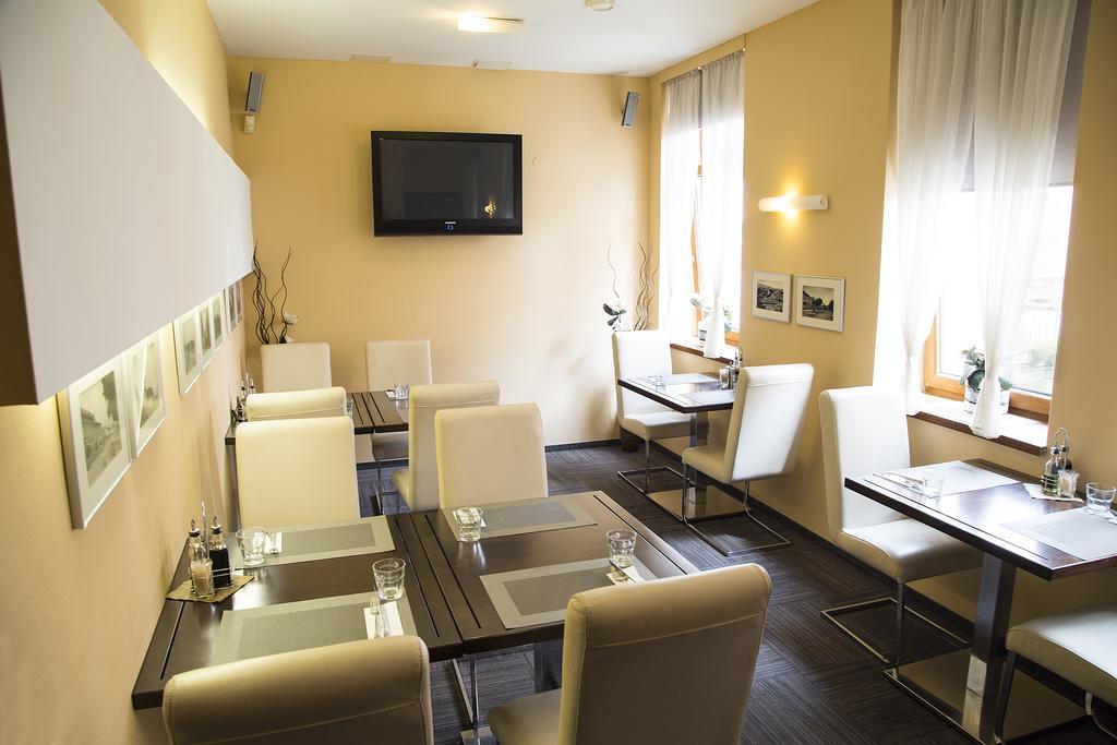 Franko Hotel Zólyom Kültér fotó